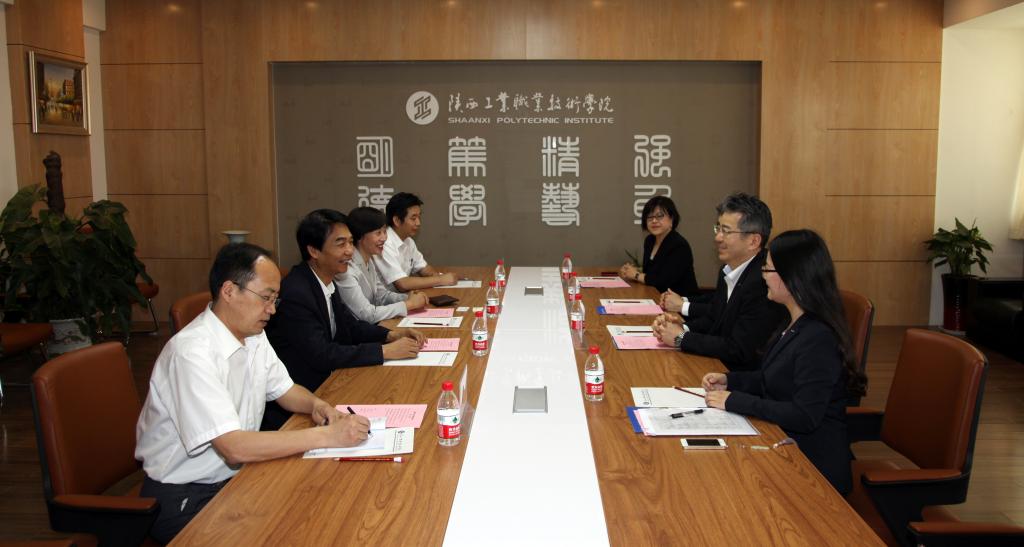 学院领导bob登录入口官网见欧姆龙本社董事吉川净一行