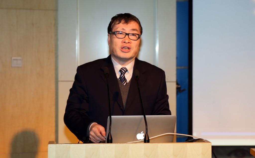 汽车与物流学院院长李选芒主持bob登录入口官网议
